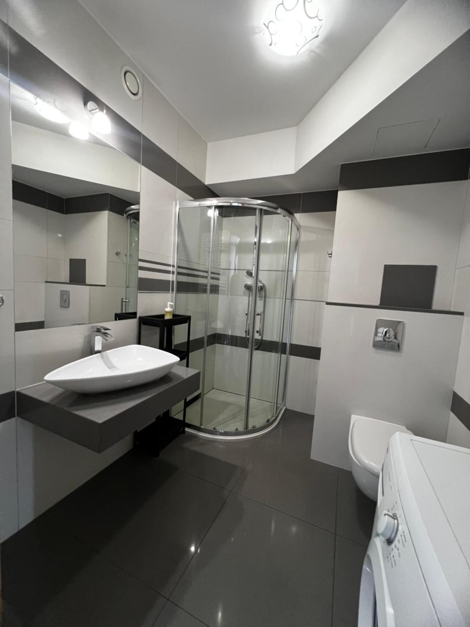 Silver Apartments Вроцлав Екстериор снимка